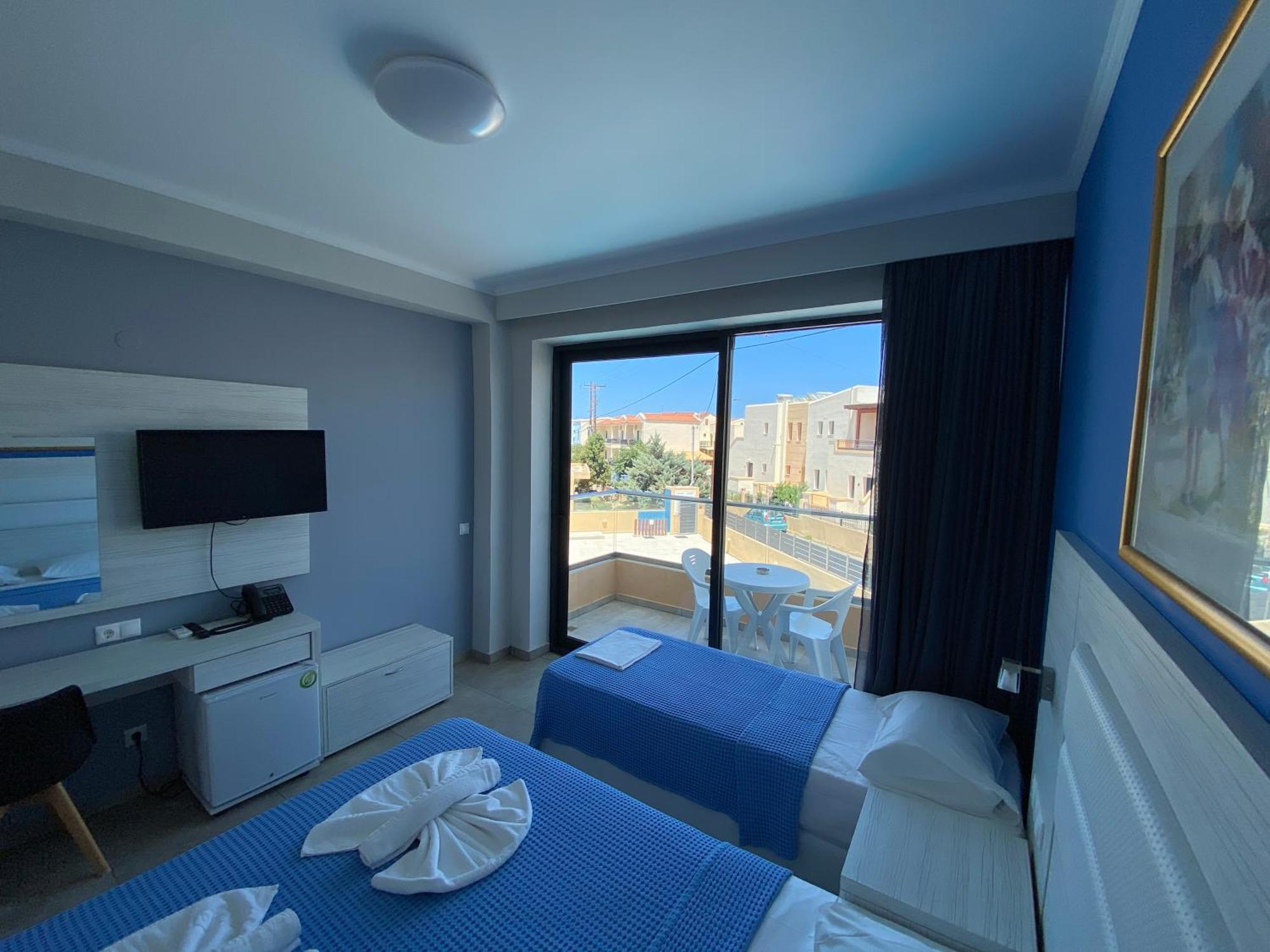 גובס Blue Aegean Hotel & Suites מראה חיצוני תמונה